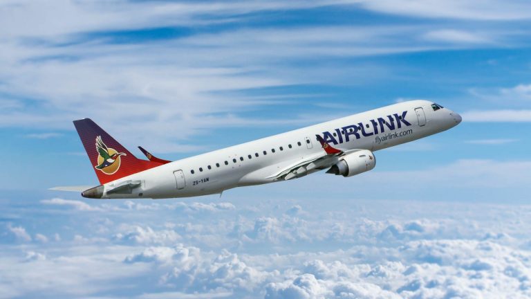 Flights between Madagascar and South Africa Banned for Three Months. Airlink Calls for Explanation and Solutions